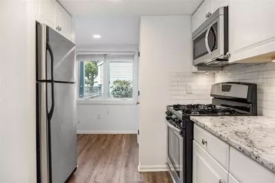 152 Crompton Avenue #5, East Greenwich, RI 02818 - Photo 7
