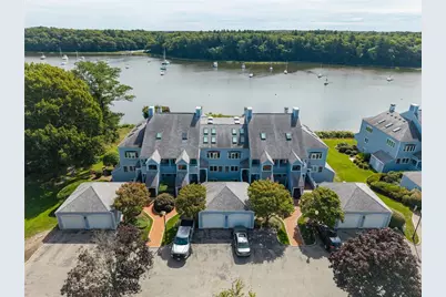 152 Crompton Avenue #5, East Greenwich, RI 02818 - Photo 3