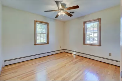 40 Brimfield Road, Cranston, RI 02920 - Photo 21