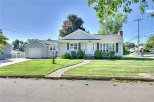 40 Brimfield Rd, Cranston, RI 02920 - Photo 1