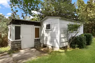 14 Plymouth Dr, Barrington, RI 02806 - Photo 39