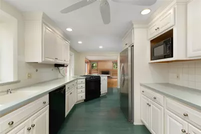 14 Plymouth Drive, Barrington, RI 02806 - Photo 15