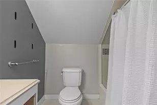 217 Bay View Ave, Cranston, RI 02905 - Photo 11