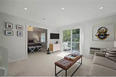 364 Bellevue Avenue #D6, Newport, RI 02840 - Photo 3