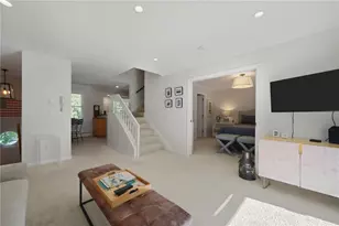 364 Bellevue Ave, Newport, RI 02840 - Photo 5