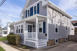 62 Roseneath Ave, Newport, RI 02840 - Photo 1