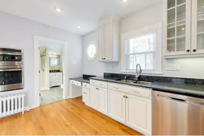 62 Roseneath Avenue, Newport, RI 02840 - Photo 7