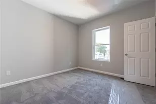 184 Avenue C, Woonsocket, RI 02895 - Photo 11