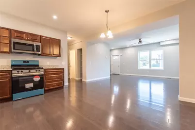 184 Avenue C #-2, Woonsocket, RI 02895 - Photo 7