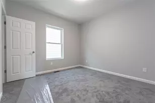 184 Avenue C, Woonsocket, RI 02895 - Photo 9