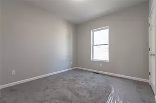 184 Avenue C, Woonsocket, RI 02895 - Photo 7