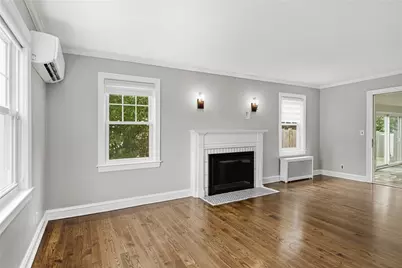26 Tryon Avenue, East Providence, RI 02916 - Photo 9