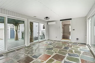 26 Tryon Avenue, East Providence, RI 02916 - Photo 17