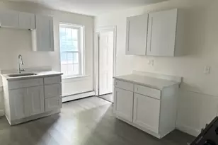 14 Madison St, Providence, RI 02907 - Photo 3