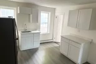 14 Madison St, Providence, RI 02907 - Photo 13