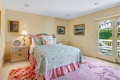 38 Newton Avenue, Narragansett, RI 02882 - Photo 23