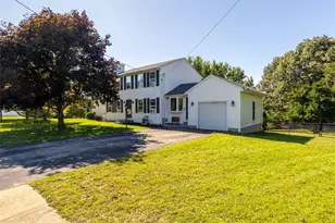 10 Sycamore Dr, Coventry, RI 02816 - Photo 1