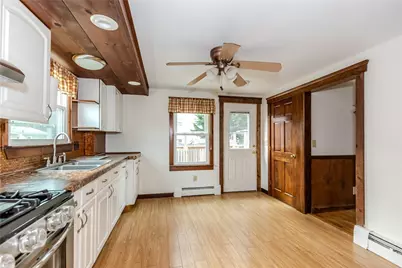 92 Hawksley Avenue, Warwick, RI 02889 - Photo 9