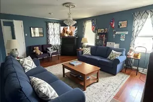 204 Dunnell Ave, Pawtucket, RI 02860 - Photo 15