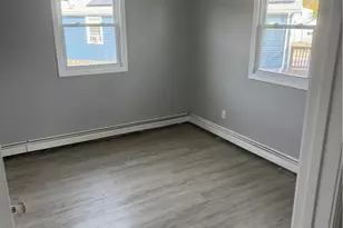 69 Silver Lake Ave, Providence, RI 02909 - Photo 7