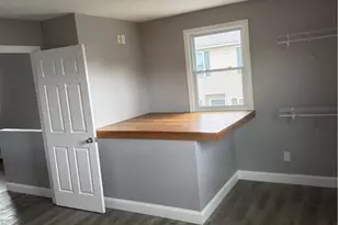 69 Silver Lake Ave, Providence, RI 02909 - Photo 9
