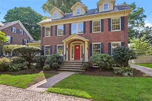 131 Freeman Pkwy, Providence, RI 02906 - Photo 1