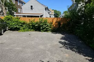 29 Laura St, Providence, RI 02907 - Photo 27