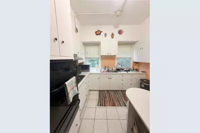18 Orchard Street, Pawtucket, RI 02860 - Photo 7