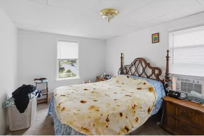 20 Oakton Street, Woonsocket, RI 02895 - Photo 7
