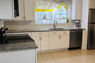 46 Farm St, Providence, RI 02908 - Photo 3