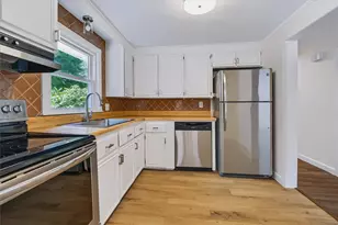 614 Bound Rd, Woonsocket, RI 02895 - Photo 15