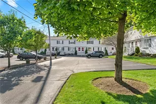 23 Benefit St, Warwick, RI 02886 - Photo 3