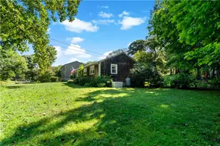 430 Pond St, South Kingstown, RI 02879 - Photo 29