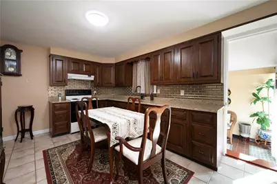 3 Rose Drive, Pawtucket, RI 02861 - Photo 5