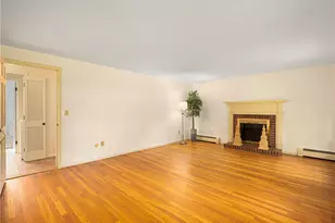 102 Edgewater Rd, Narragansett, RI 02882 - Photo 17
