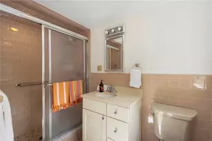 102 Edgewater Rd, Narragansett, RI 02882 - Photo 27