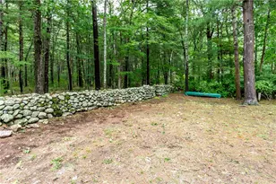 1409 Hope Rd, Cranston, RI 02831 - Photo 39