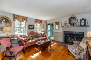 1409 Hope Rd, Cranston, RI 02831 - Photo 15