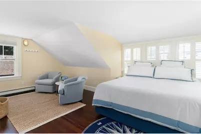 21 Division Street, Newport, RI 02840 - Photo 27