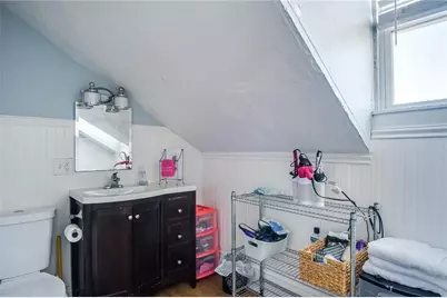 1 Lucas Avenue, Newport, RI 02840 - Photo 11