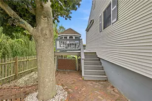 201 Randolph Ave, Tiverton, RI 02878 - Photo 27