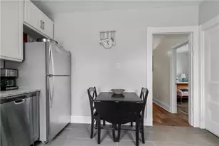 8 Franklin St, Newport, RI 02840 - Photo 11