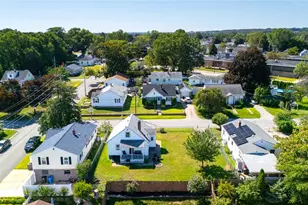 51 Lowell St, Cranston, RI 02910 - Photo 35