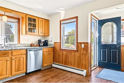 51 Lowell Street, Cranston, RI 02910 - Photo 15