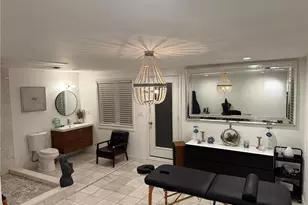 180 Woodland Ave, Cranston, RI 02920 - Photo 15