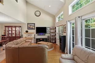 24 Silver Pines Blvd, North Smithfield, RI 02876 - Photo 9