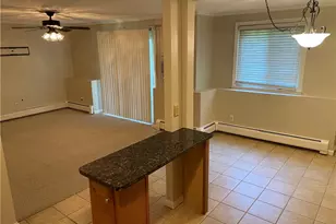 400 New River Rd, Lincoln, RI 02838 - Photo 9