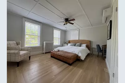 8 Barney Street #2, Newport, RI 02840 - Photo 5