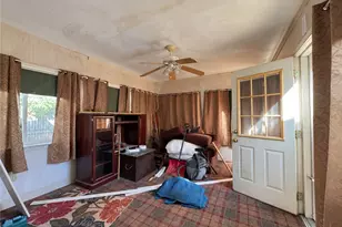 23 Whitford Ave, Pawtucket, RI 02860 - Photo 17