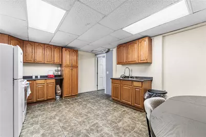 1605 Main Street, West Warwick, RI 02893 - Photo 23